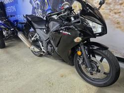 2014 Honda CBR300R BLACK
