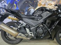 2014 Honda CBR300R BLACK