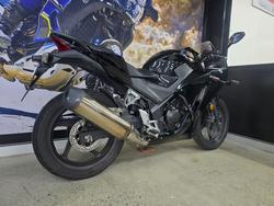 2014 Honda CBR300R BLACK