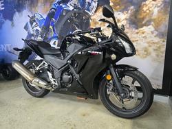 2014 Honda CBR300R BLACK