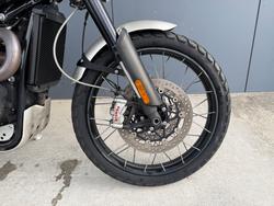 2022 Triumph SCRAMBLER 1200 XC BLACK
