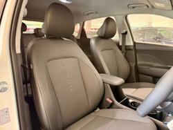 2026 Hyundai Kona Elite