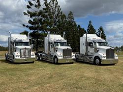2023 Kenworth T610 SAR White