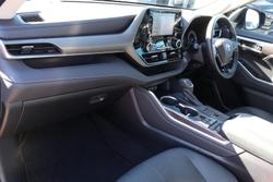 2021 Toyota Kluger Grande