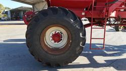 0 Morris 8336 Air Seeder With 3 Bins Used RED