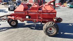 0 USED MORRIS 8336 AIR SEEDER WITH 3 BINS RED
