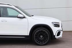 2025 Mercedes-Benz GLB-Class GLB200