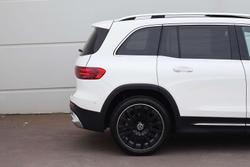 2025 Mercedes-Benz GLB-Class GLB200