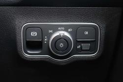 2025 Mercedes-Benz GLB-Class GLB200