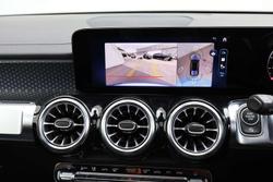 2025 Mercedes-Benz GLB-Class GLB200