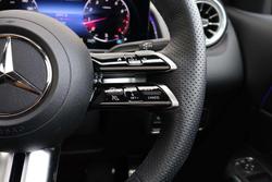 2025 Mercedes-Benz GLB-Class GLB200