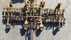 0 SERAFIN ULTISOW 12M DISC SEEDER WITH 48 ROWS USED Yellow
