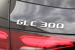 2025 Mercedes-Benz GLC-Class GLC300