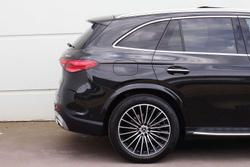 2025 Mercedes-Benz GLC-Class GLC300