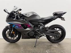 2025 Yamaha YZF-R7LA BLACK/GREY