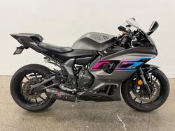 Yamaha YZF-R7LA