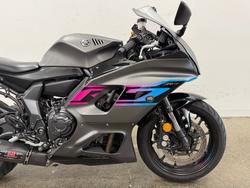 2025 Yamaha YZF-R7LA BLACK/GREY