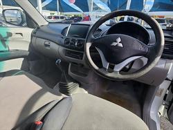 2010 Mitsubishi Triton GL