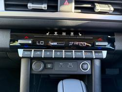 2026 Nissan Navara ST-X