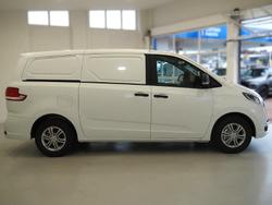 2026 LDV G10