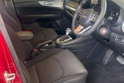 2024 Kia Cerato S