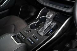 2021 Toyota Kluger GX