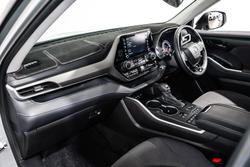 2021 Toyota Kluger GX