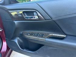 2015 Honda Accord V6L 9th Gen MY15 Carnelian Red