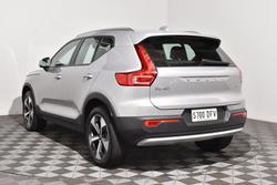 2023 Volvo XC40 Ultimate B4 Bright