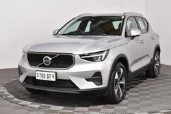 2023 Volvo XC40 Ultimate B4 Bright