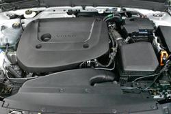 2023 Volvo XC40 Ultimate B4 Bright