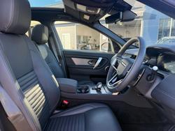 2024 Land Rover Discovery Sport P300e Dynamic SE