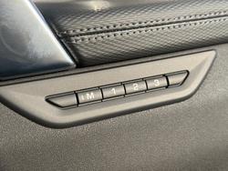 2024 Land Rover Discovery Sport P300e Dynamic SE
