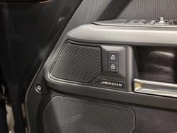 2025 Land Rover Defender 130 P400 Outbound L663 MY25.5 AWD Carpathian Grey