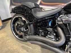 2018 Harley-Davidson Breakout 114 (FXBRS) Softail Black