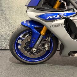 2015 Yamaha YZF-R1 Blue
