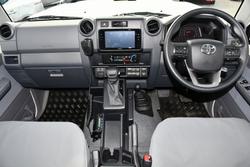 2025 Toyota Landcruiser GXL