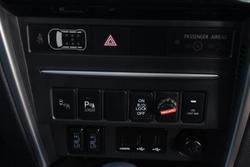 2023 Mitsubishi Triton Xtreme