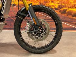 2021 Triumph Scrambler 1200 Steve McQueen Edition Scrambler Green