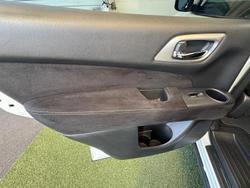 2015 Nissan Pathfinder ST
