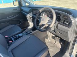 2025 Volkswagen Caddy TSI220