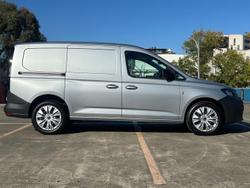 2025 Volkswagen Caddy TSI220