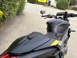 2020 Triumph STREET TRIPLE RS Black