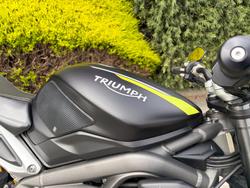 2020 Triumph STREET TRIPLE RS Black