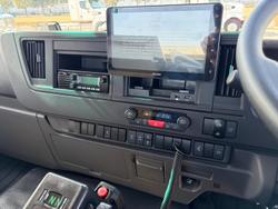 2026 Isuzu F Series FYJ 320-255 AT R67