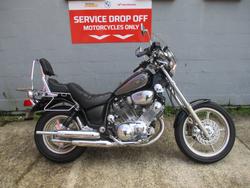 Yamaha XV1100 (virago)