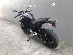 2025 BMW F 900 R Triple Black