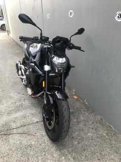 2025 BMW F 900 R Triple Black