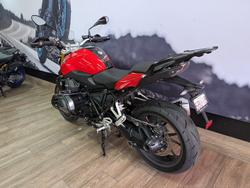 2018 BMW Motorrad R1200R RED