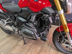 2018 BMW Motorrad R1200R RED